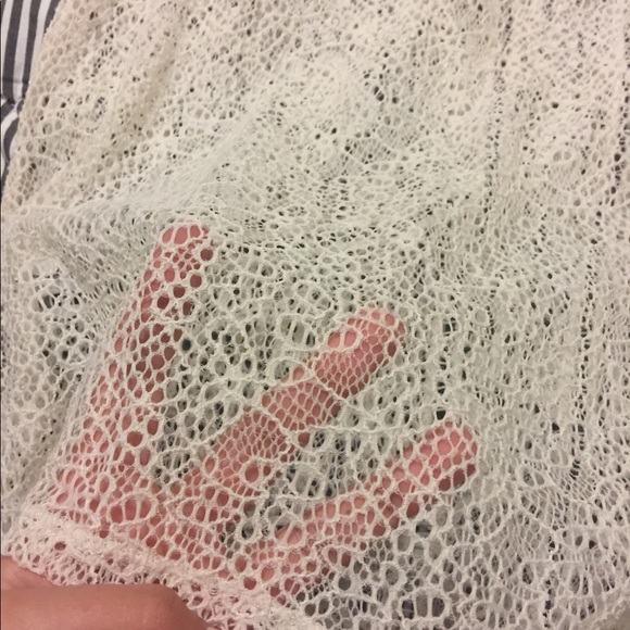 White Express Top - Picture 4 of 4